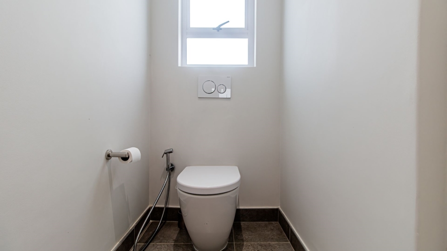 To Let 4 Bedroom Property for Rent in Sitari Country Estate Western Cape